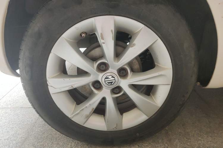 Used MG 3 2013 1.5L AMT Elite Edition Right Rear Wheel Hub