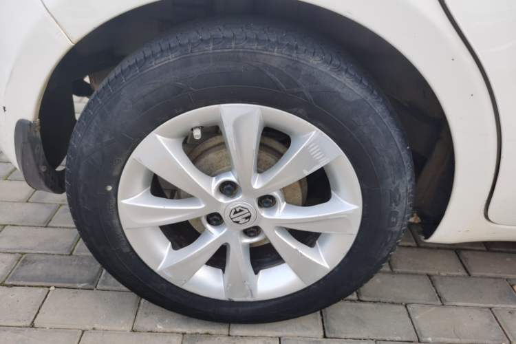 Used MG 3 2013 1.5L AMT Elite Edition Right Rear Wheel Hub