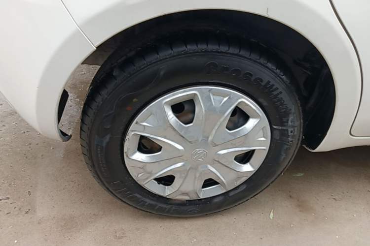 Used MG 3 2013 1.3L Manual Comfort Edition Right Rear Wheel Hub