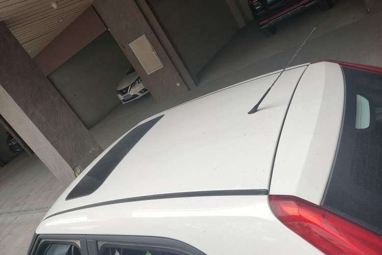 Used MG 3 2013 1.5L AMT Elite Edition Roof