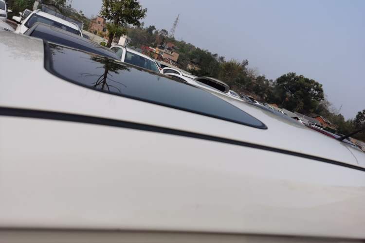 Used MG 3 2013 1.5L AMT Elite Edition Roof
