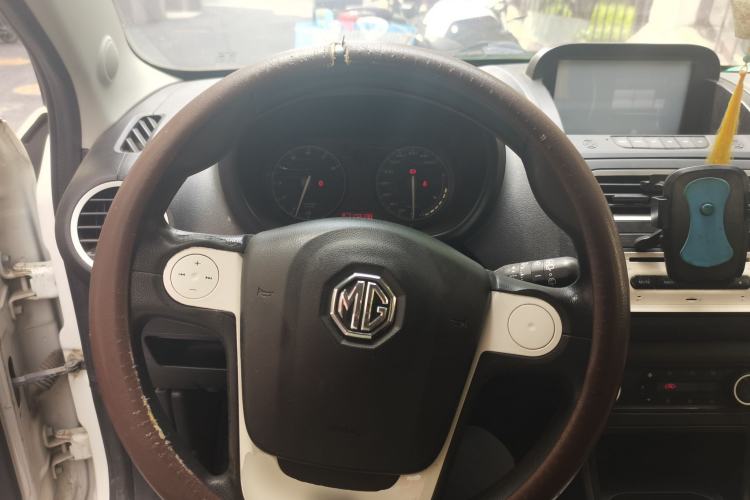Used MG 3 2013 1.5L AMT Elite Edition Steering Wheel