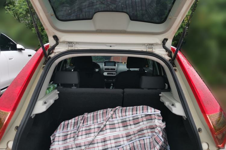 Used MG 3 2013 1.5L AMT Elite Edition Trunk