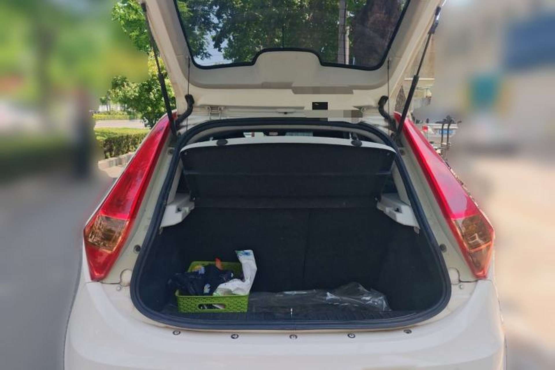 Used MG 3 2013 1.5L AMT Elite Edition Trunk