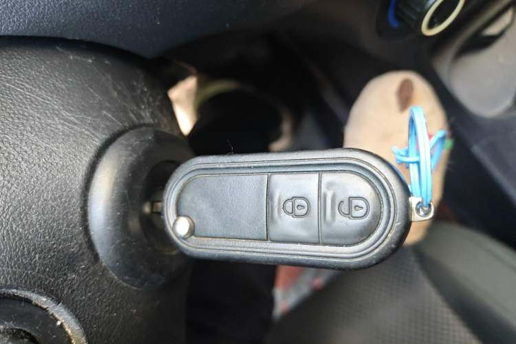 Used MG 3 2013 1.5L Manual Value Edition Vehicle Key