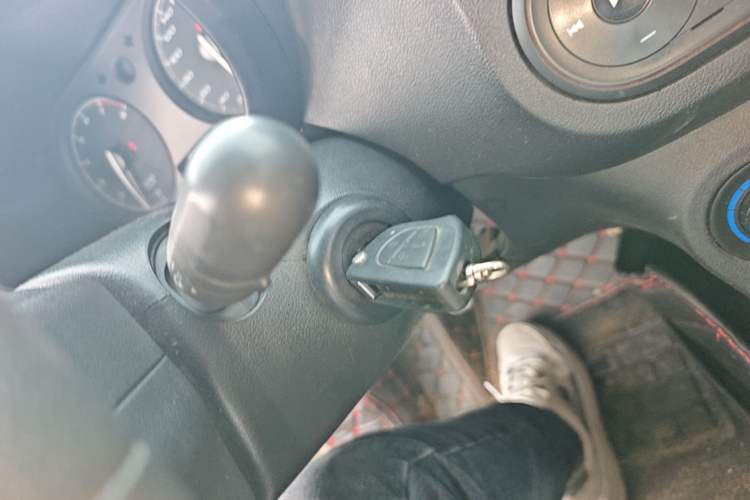Used MG 3 2013 1.3L Manual Comfort Edition Vehicle Key