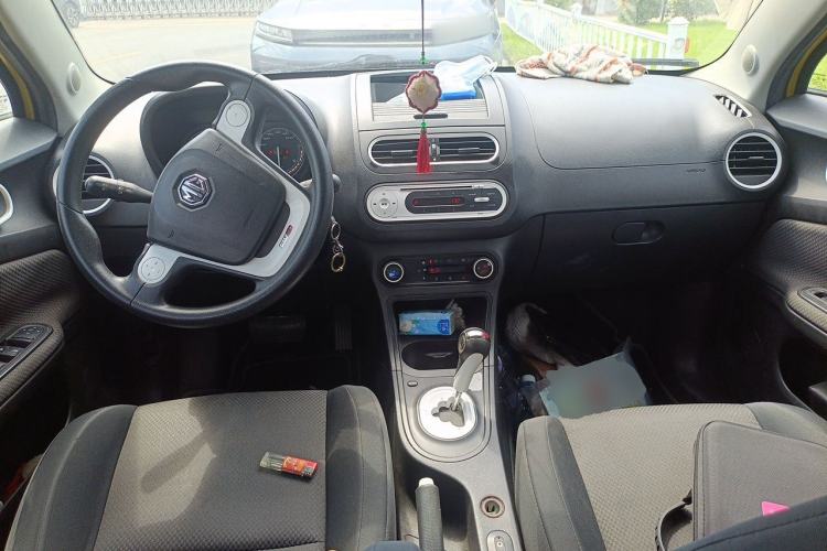 Used MG 3 2013 1.5L AMT Elite Edition Center Console