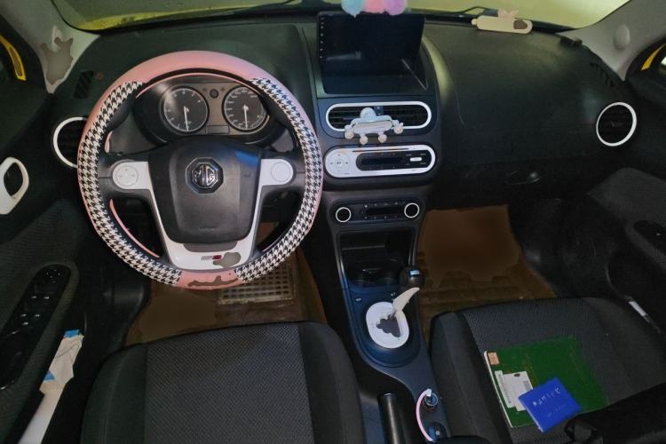 Used MG 3 2013 1.5L AMT Elite Edition Center Console