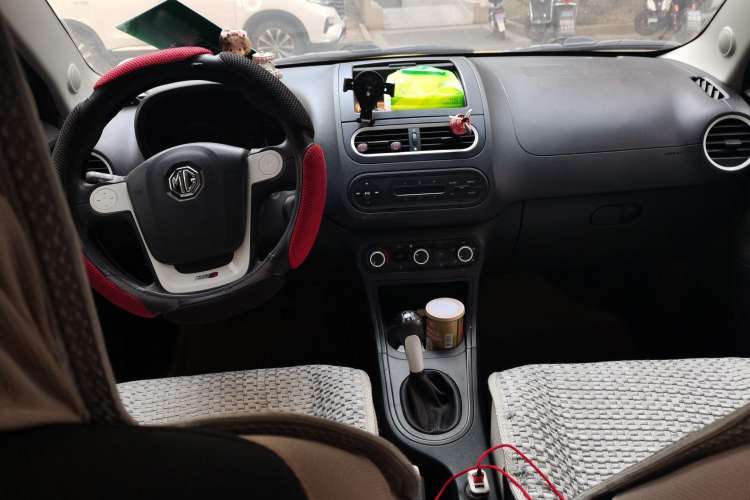 Used MG 3 2013 1.5L Manual Value Edition Center Console