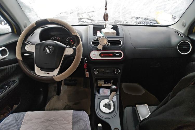 Used MG 3 2013 1.5L AMT Elite Edition Center Console