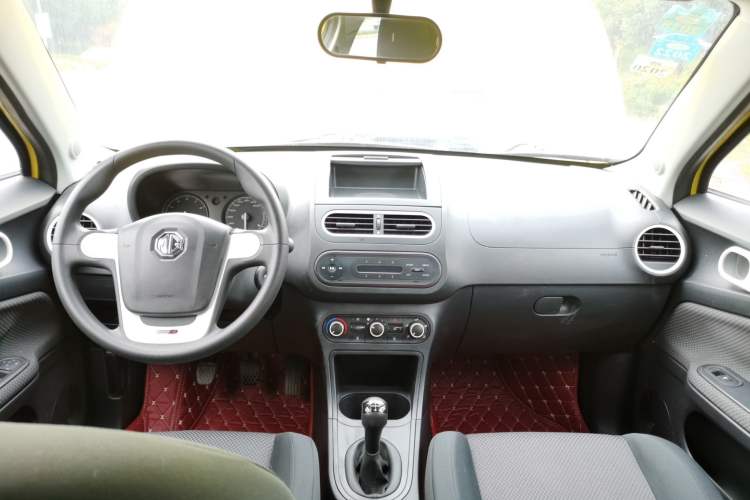 Used MG 3 2013 1.3L Manual Comfort Edition Center Console