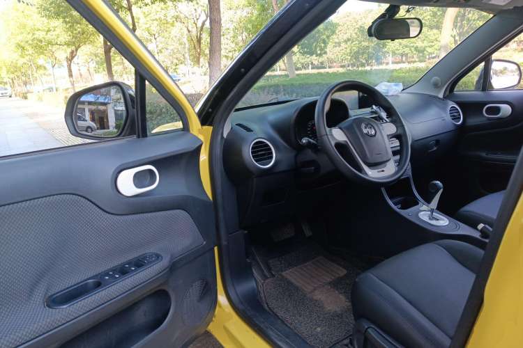Used MG 3 2013 1.5L AMT Elite Edition Driver Seat