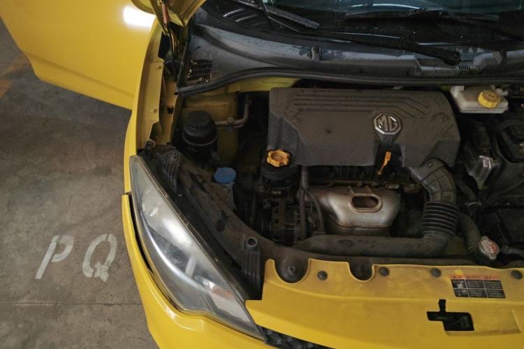 Used MG 3 2013 1.5L AMT Elite Edition Engine Bay Right