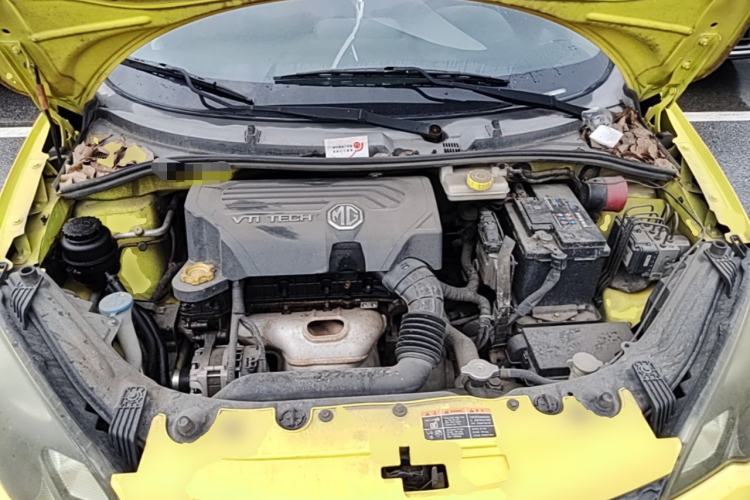 Used MG 3 2013 1.5L AMT Elite Edition Engine Bay