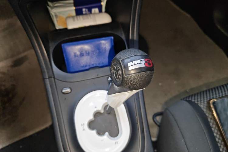 Used MG 3 2013 1.5L AMT Elite Edition Gear Lever