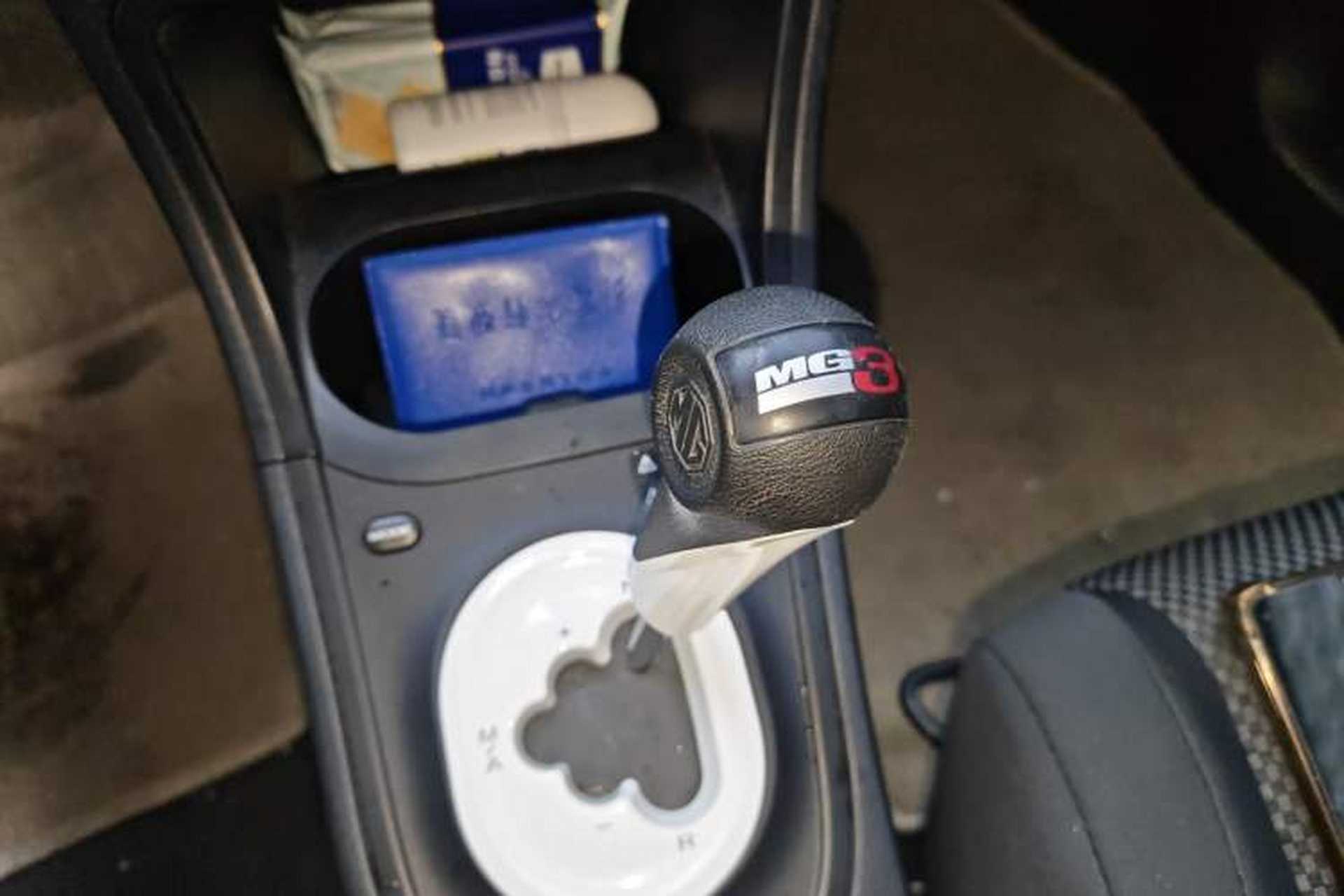 Used MG 3 2013 1.5L AMT Elite Edition Gear Lever