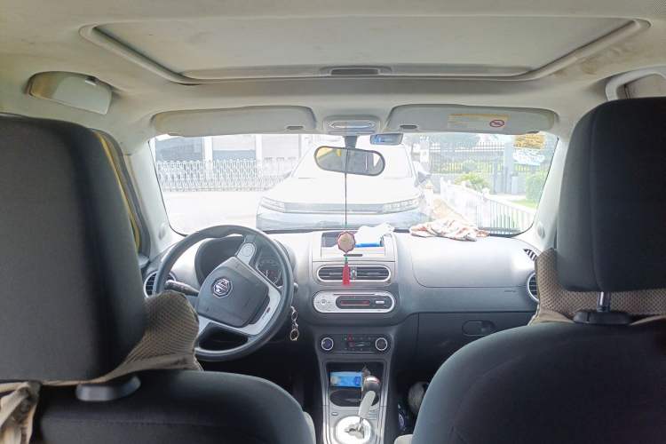 Used MG 3 2013 1.5L AMT Elite Edition Headliner