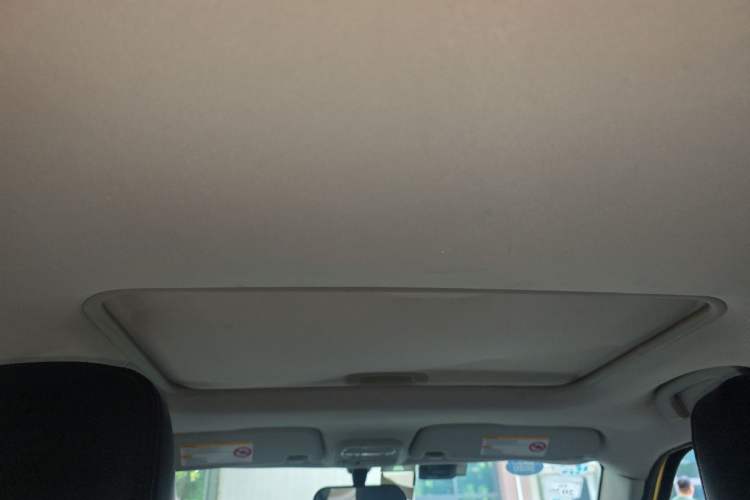 Used MG 3 2013 1.5L AMT Elite Edition Headliner