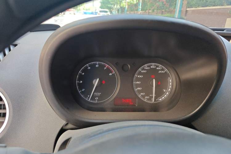 Used MG 3 2013 1.5L Manual Value Edition Instrument Cluster