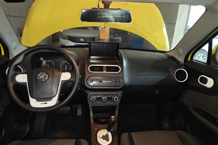 Used MG 3 2013 1.3L AMT Comfort Edition Interior 2