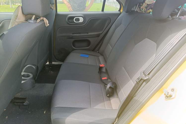 Used MG 3 2013 1.5L AMT Elite Edition Left Rear Seat