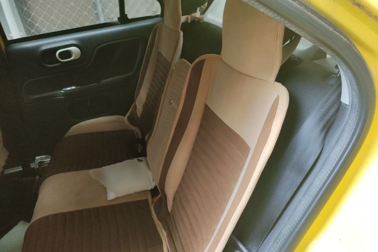 Used MG 3 2013 1.5L AMT Elite Edition Left Rear Seat