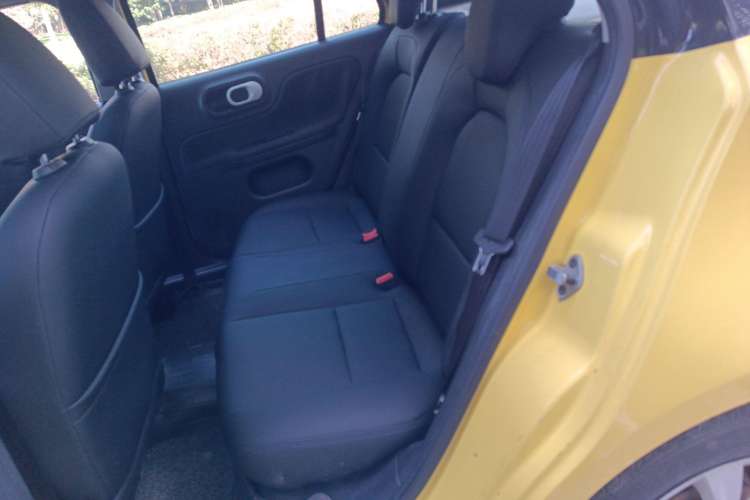 Used MG 3 2013 1.5L AMT Elite Edition Left Rear Seat