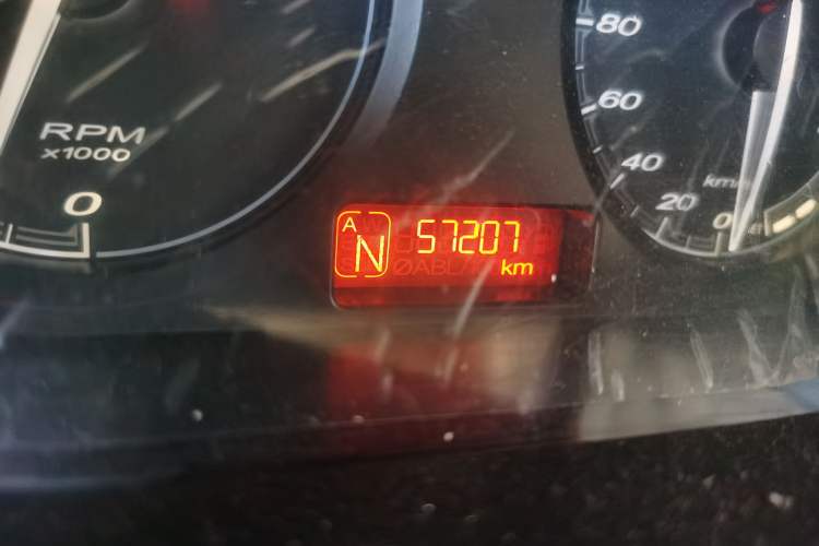 Used MG 3 2013 1.3L AMT Comfort Edition Odometer Close Up