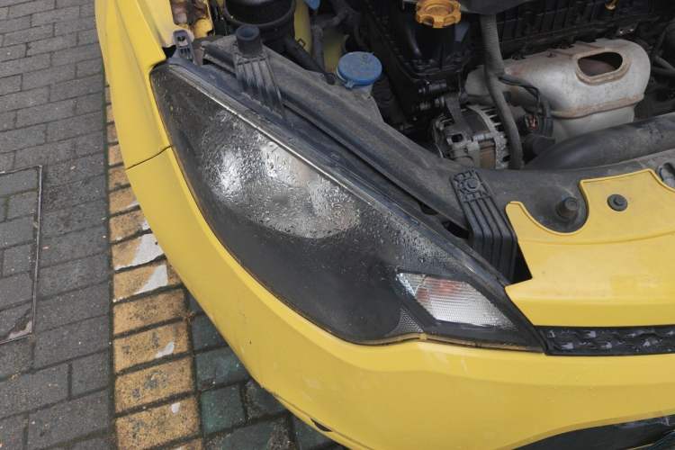 Used MG 3 2013 1.5L AMT Elite Edition Right Front Headlight