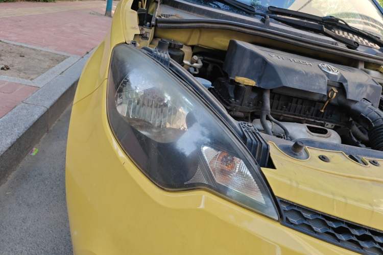 Used MG 3 2013 1.5L Manual Value Edition Right Front Headlight