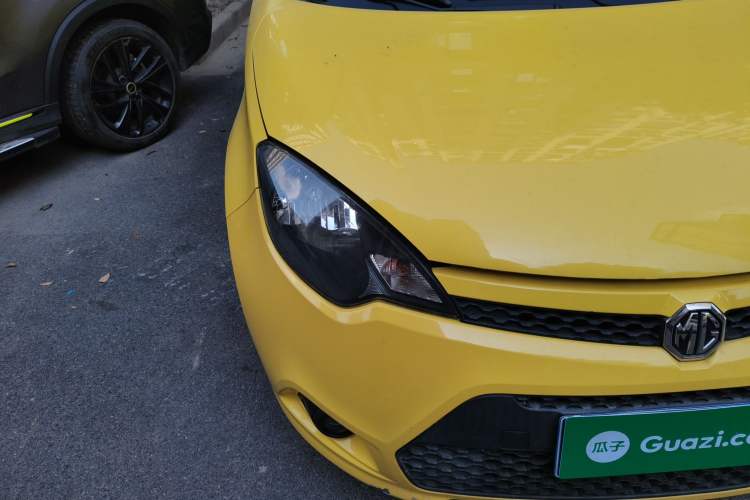 Used MG 3 2013 1.5L Manual Value Edition Right Front Headlight