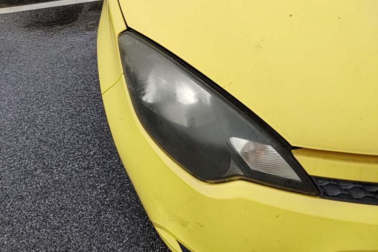 Used MG 3 2013 1.5L AMT Elite Edition Right Front Headlight