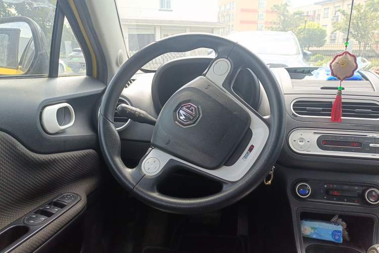 Used MG 3 2013 1.5L AMT Elite Edition Steering Wheel