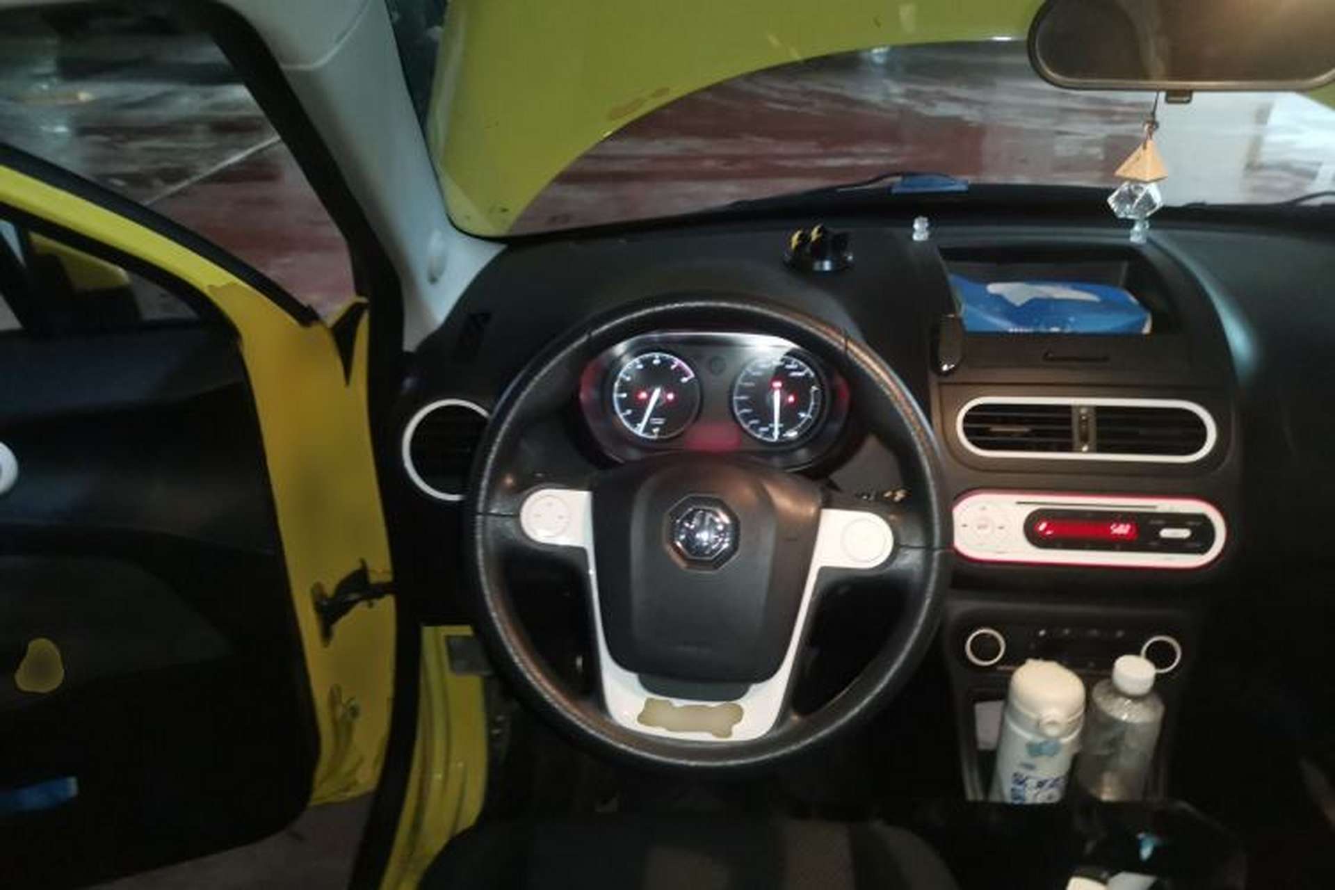 Used MG 3 2013 1.5L AMT Elite Edition Steering Wheel