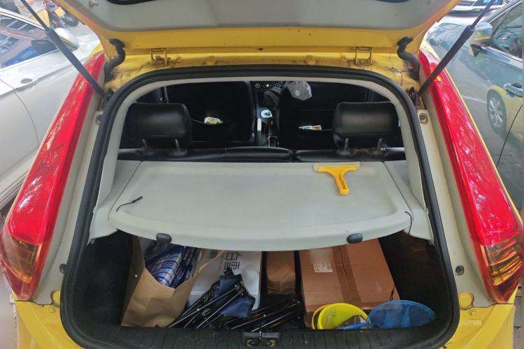 Used MG 3 2013 1.5L AMT Elite Edition Trunk