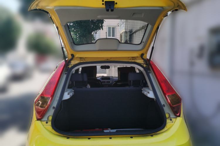 Used MG 3 2013 1.3L AMT Comfort Edition Trunk
