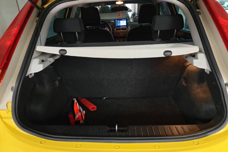 Used MG 3 2013 1.3L AMT Comfort Edition Trunk