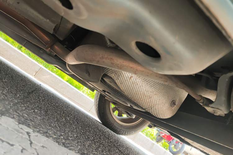 Used MG 3 2014 1.5L AMT Elite Edition Chassis Rear Left