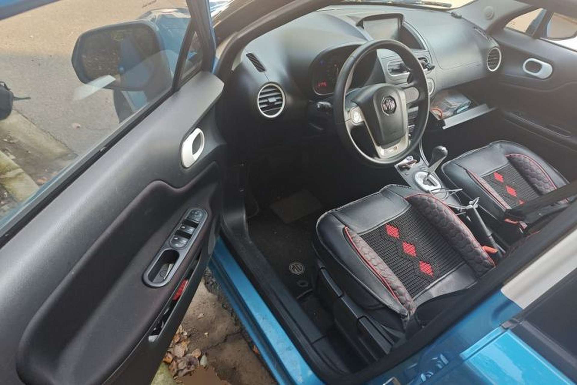 Used MG 3 2014 1.5L AMT Elite Edition Driver Seat