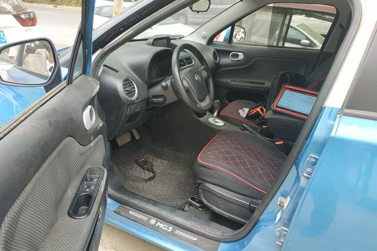 Used MG 3 2014 1.3L AMT Comfort Edition Driver Seat