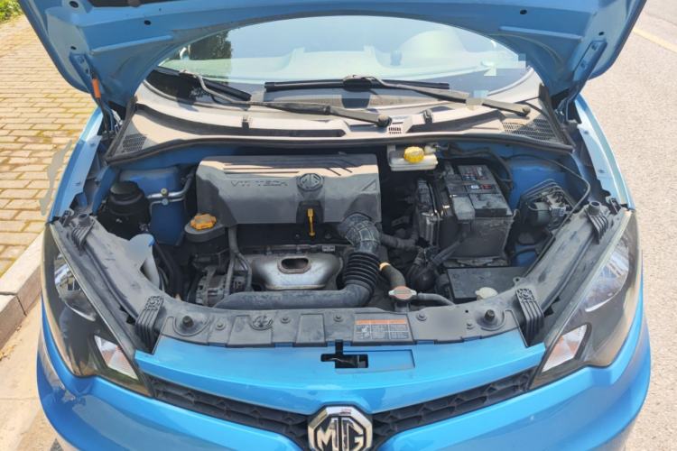 Used MG 3 2014 1.5L AMT Elite Edition Engine Bay