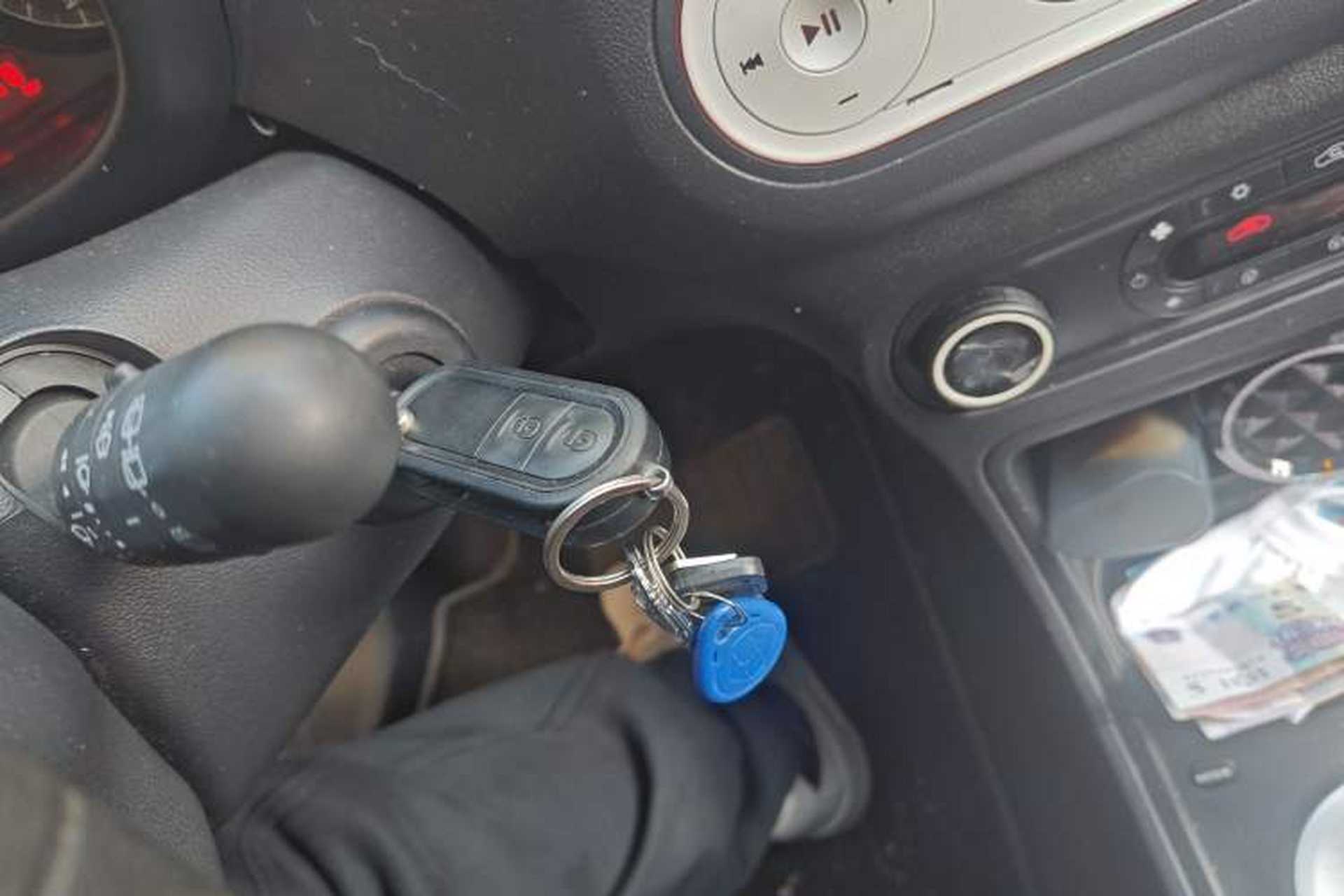 Used MG 3 2014 1.5L AMT Elite Edition Vehicle Key