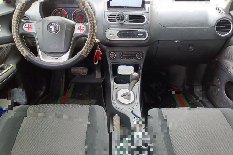 Used MG 3 2014 1.5L AMT Elite Edition Center Console