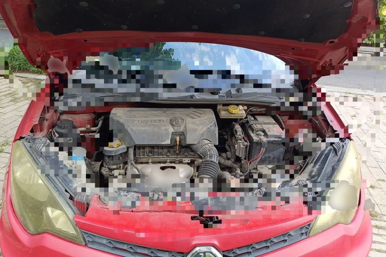 Used MG 3 2014 1.5L AMT Elite Edition Engine Bay