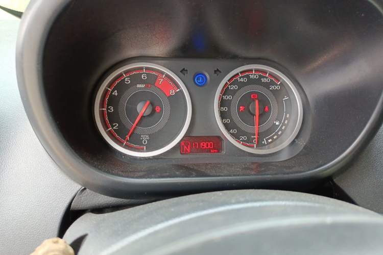 Used MG 3 2014 1.5L AMT Elite Edition Instrument Cluster