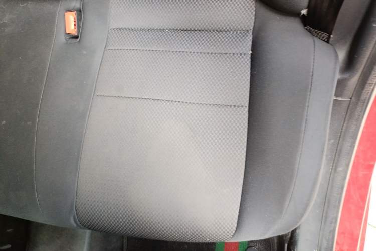 Used MG 3 2014 1.5L AMT Elite Edition Left Rear Seat