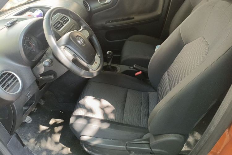 Used MG 3 2014 1.3L Manual Comfort Edition Left Front Seat