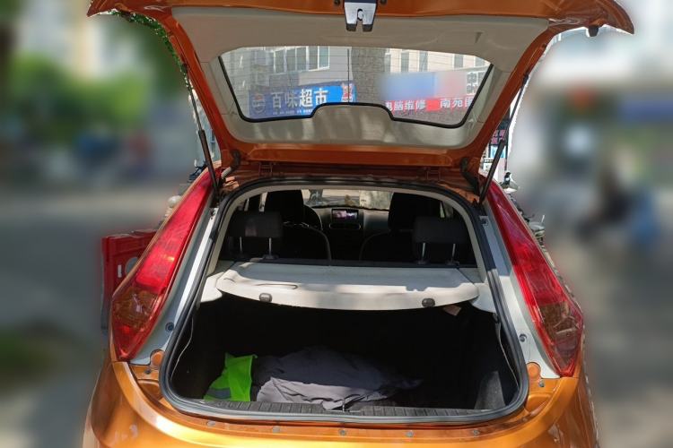 Used MG 3 2014 1.3L Manual Comfort Edition Trunk