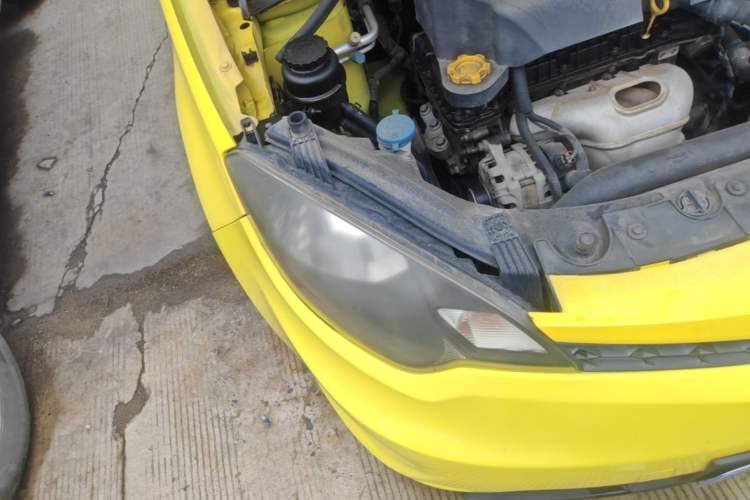 Used MG 3 2014 1.5L AMT Elite Edition Right Front Headlight