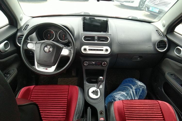 Used MG 3 2014 1.5L AMT Elite Edition Center Console